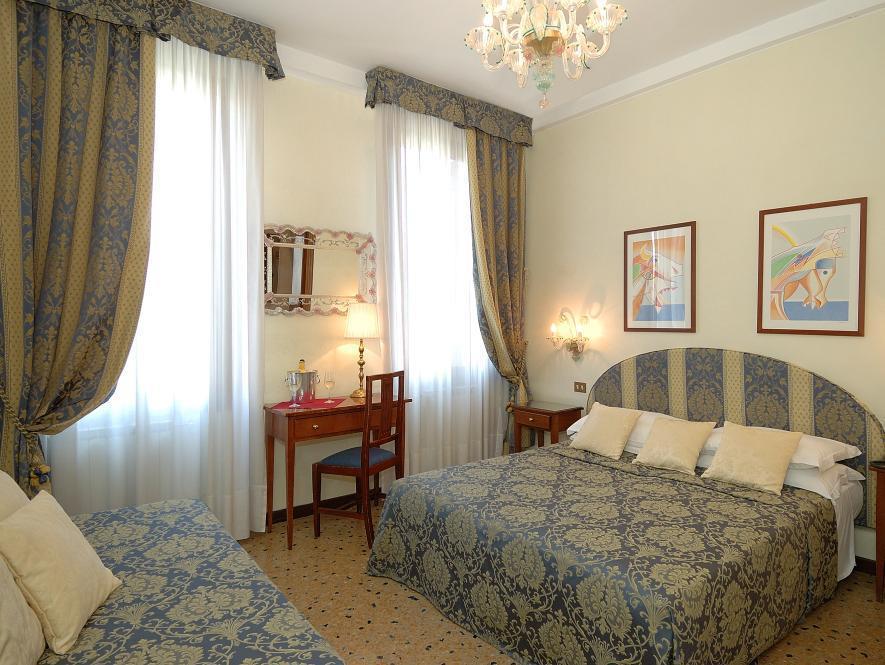 ונציה Hotel Hesperia מראה חיצוני תמונה